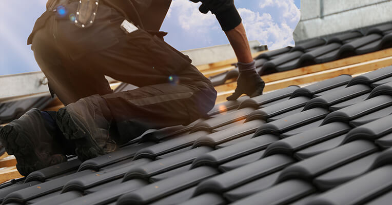 How to Fund Roof Renovations on Tight Deadlines Using Bridging Loans