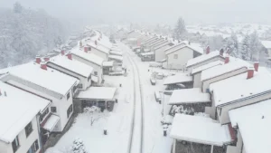 Why Reactive Maintenance Is Becoming Essential for Roof Longevity This Winter