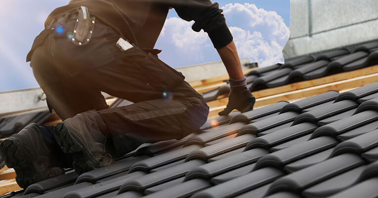 Starting a Roofing Business in 2025? You'll Need These 12 Pieces of Equipment