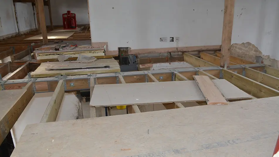 The unsafe floor joists
