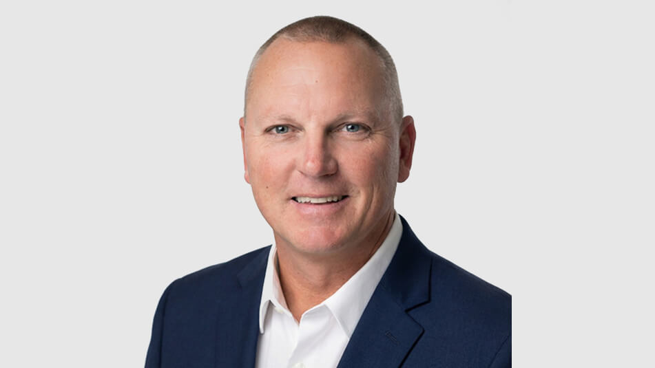 Nevin Holly headshot