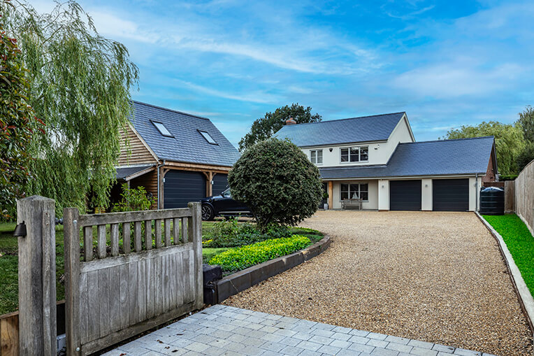 CUPA PIZARRAS Natural Slates Elevate Residential Refurbishment|CUPA PIZARRAS Natural Slates Elevate Residential Refurbishment|CUPA R12 Excellence Slates|Solar Installation|CUPA R12 Excellence Slates