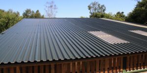 How to Pick the Right Metal Sheeting for Your Roof
